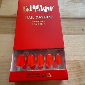 Red Aspen Nail Dashes, Orange Red, Ravia
